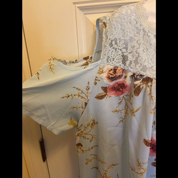 Off the shoulder dress. - Picture 2 of 3